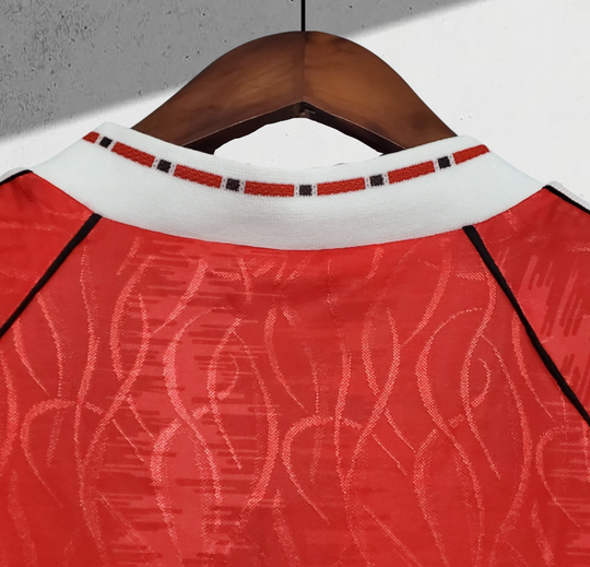 Manchester United 1990–1991 Heimtrikot