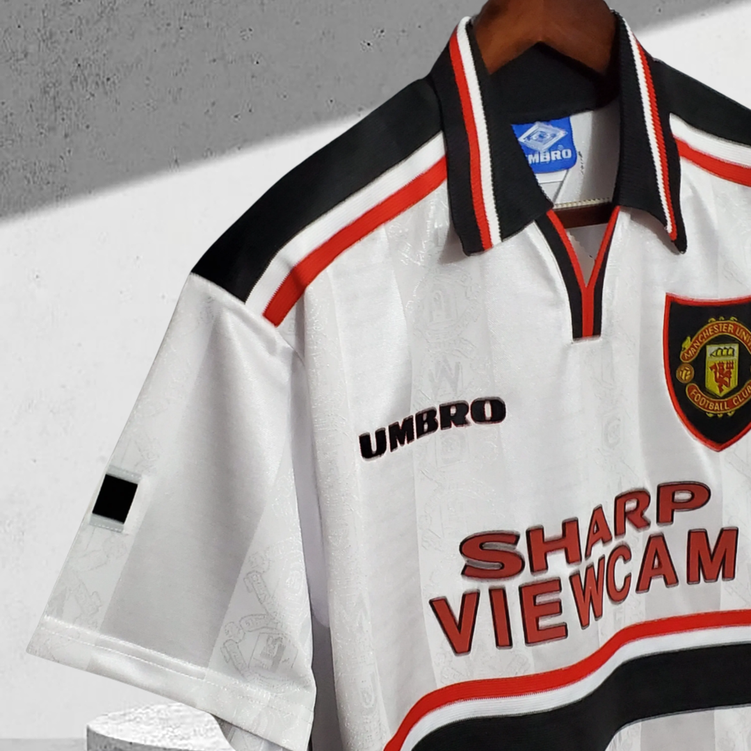 Manchester United 1998–1999 Auswärtstrikot