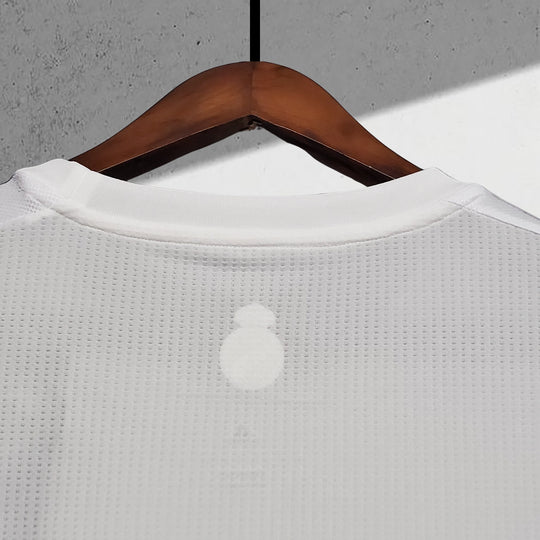 Real Madrid 2015–2016 Heimtrikot