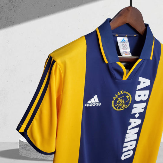 Ajax 2000–2001 Auswärtstrikot