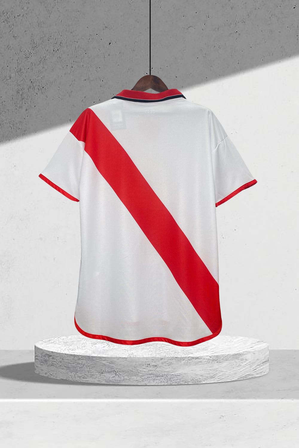 Rayo Vallecano 2001–2002 Heimtrikot