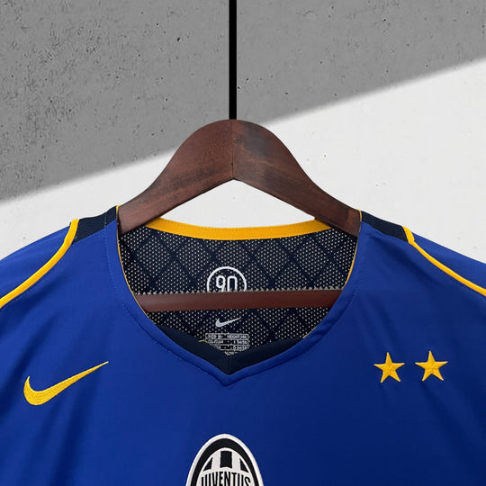 Juventus 2004–2005 Auswärtstrikot