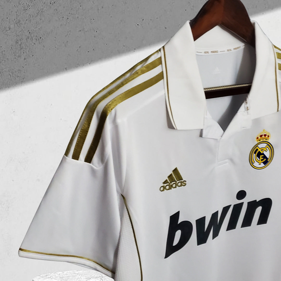 Real Madrid 2011–2012 Heimtrikot