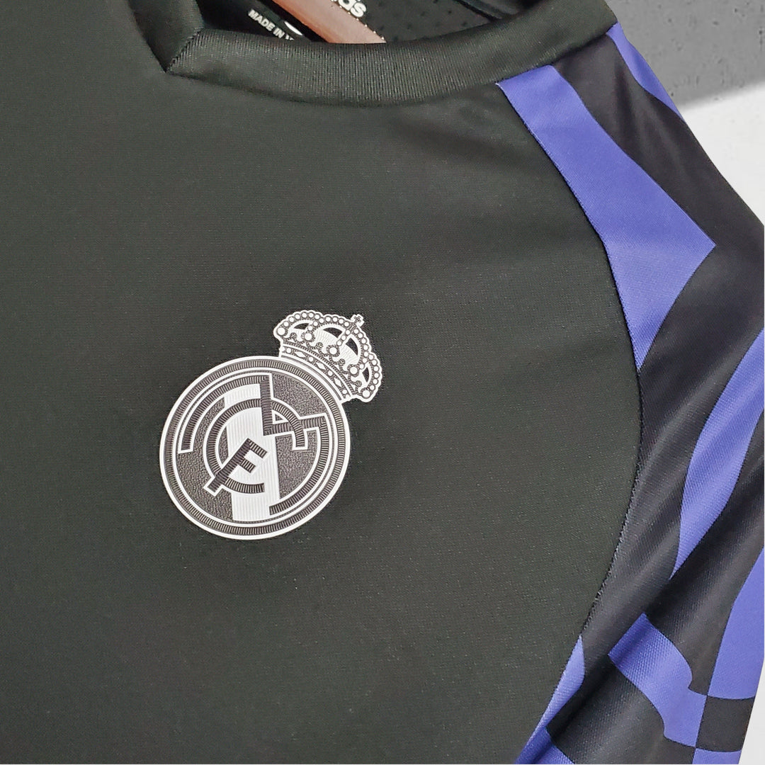 Real Madrid 2015–2016 3. Trikot