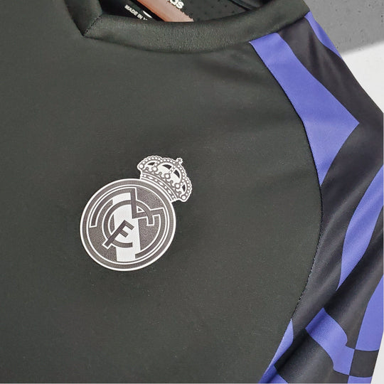 Real Madrid 2015–2016 3. Trikot