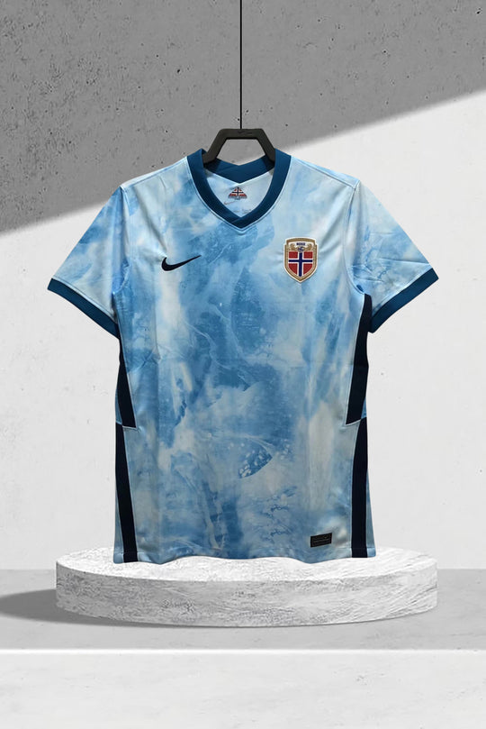 Norwegen 2021 Auswärtstrikot