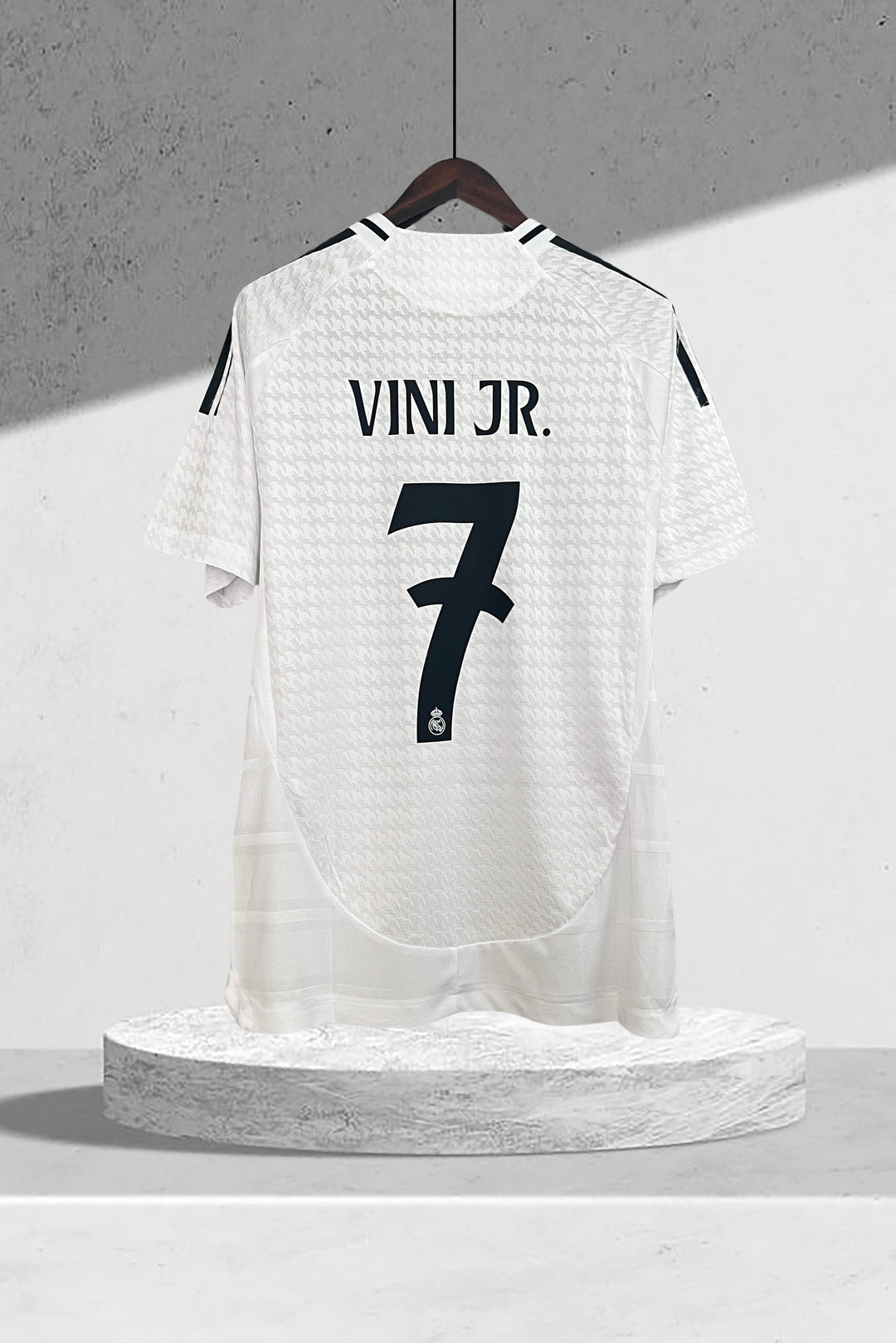 Real Madrid 2024–2025 Heimtrikot
