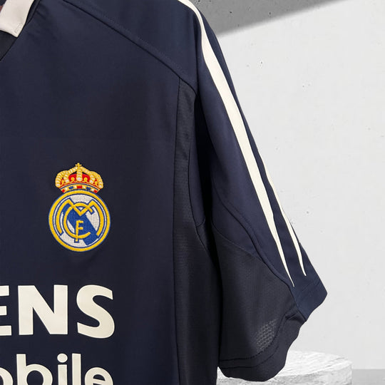Real Madrid 2004–2005 Auswärtstrikot