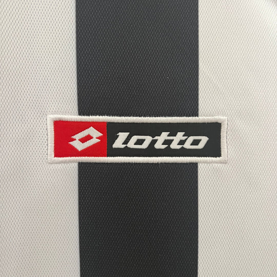 Juventus 2001–2002 Heimtrikot