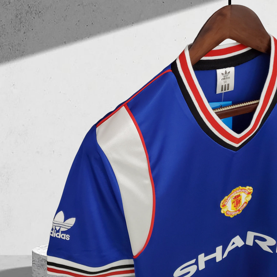 Manchester United 1985–1986 Auswärtstrikot
