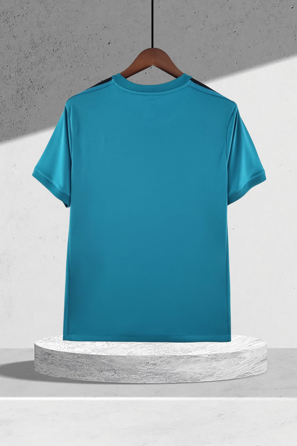 Real Madrid 2017–2018 3. Trikot