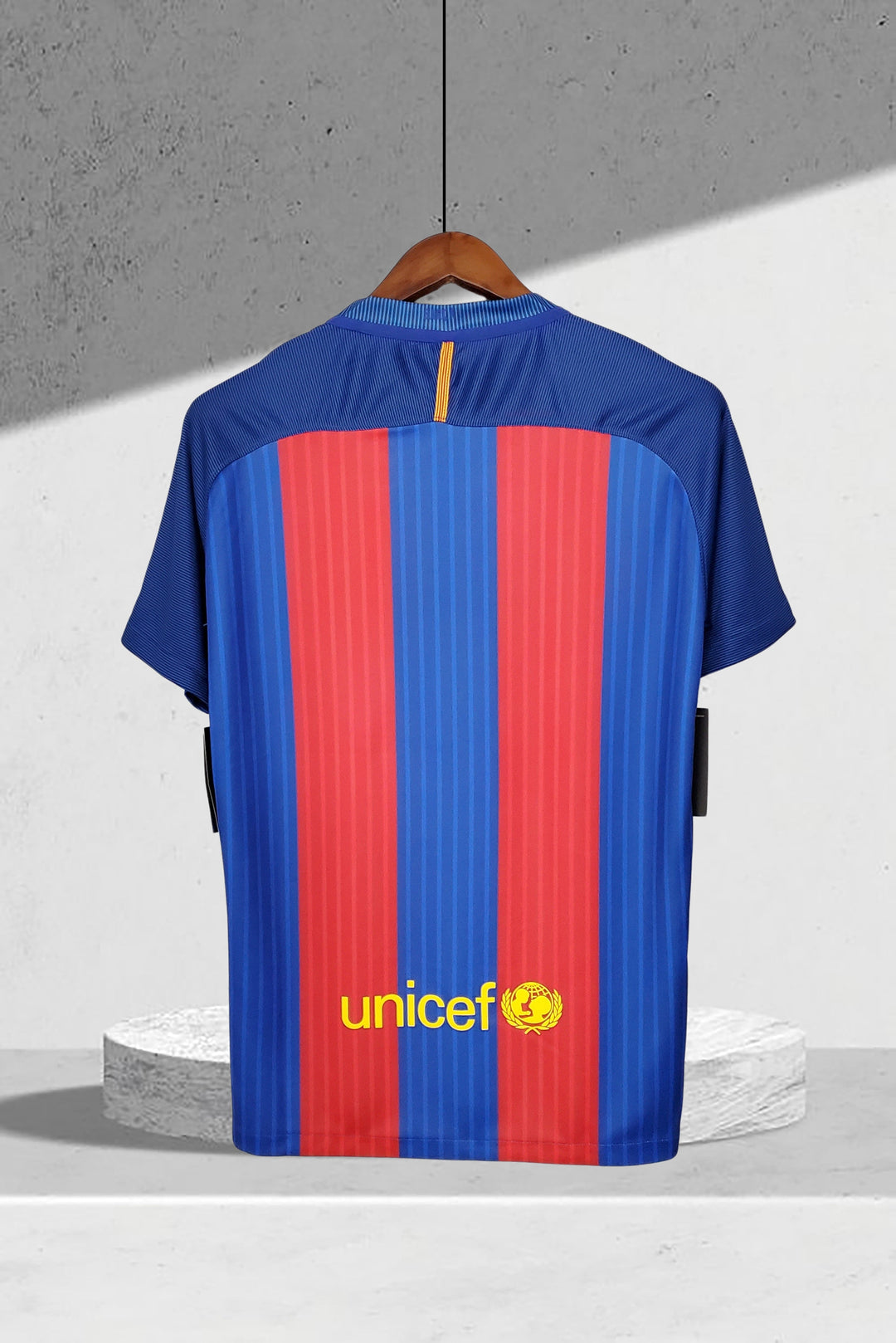 Barcelona 2016–2017 Heimtrikot