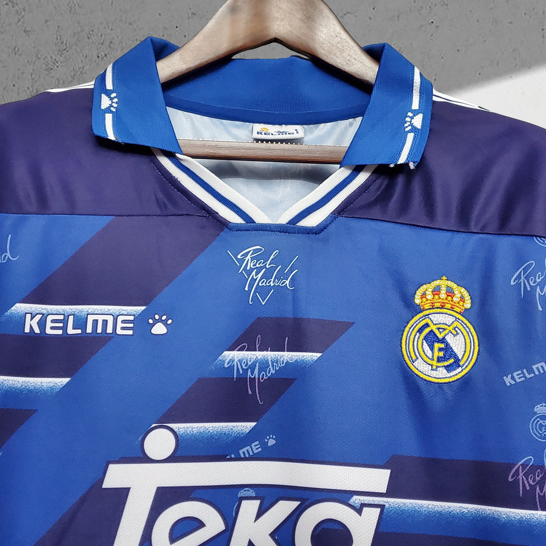 Real Madrid 1995–1996 Auswärtstrikot