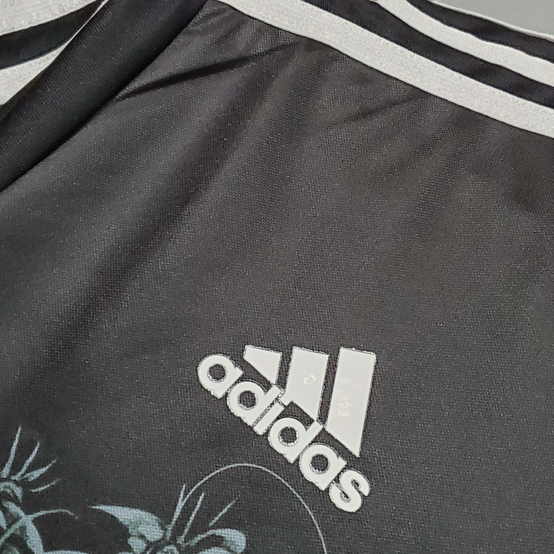 Real Madrid 2014–2015 3. Trikot