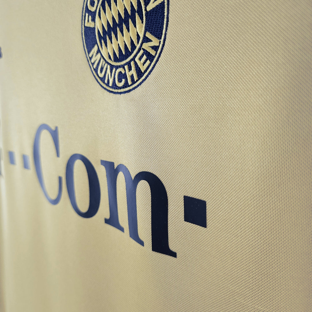 Bayern München 2004–2005 Auswärtstrikot
