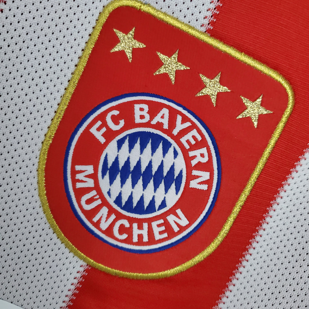 Bayern München 2010–2011 Heimtrikot