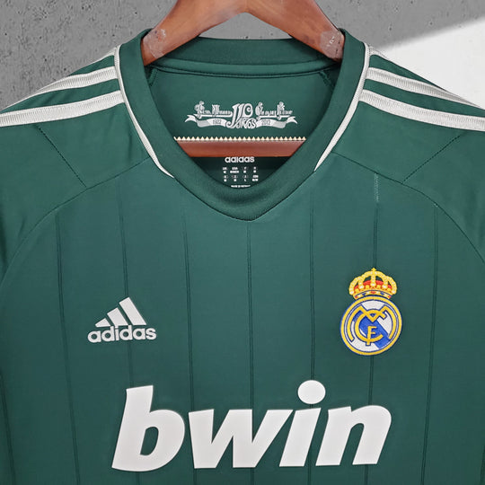 Real Madrid 2012–2013 3. Trikot