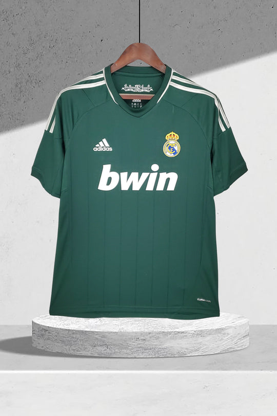 Real Madrid 2012–2013 3. Trikot