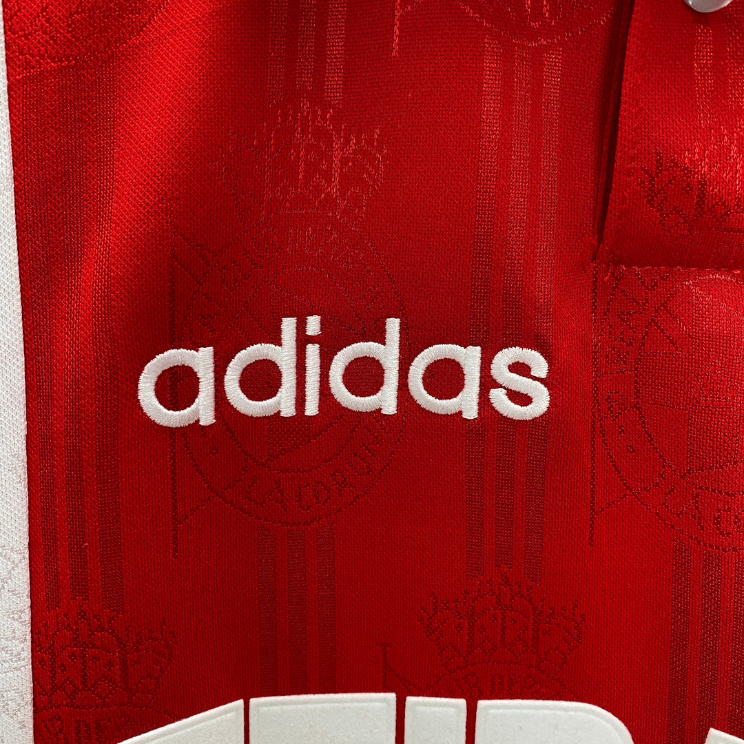 Deportivo de La Coruña 1997–1998 Auswärtstrikot