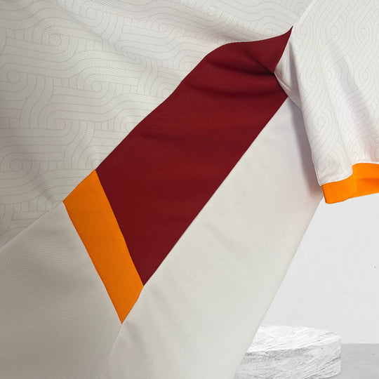 Galatasaray 2024–2025 Auswärtstrikot