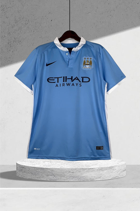 Manchester City 2015–2016 Heimtrikot