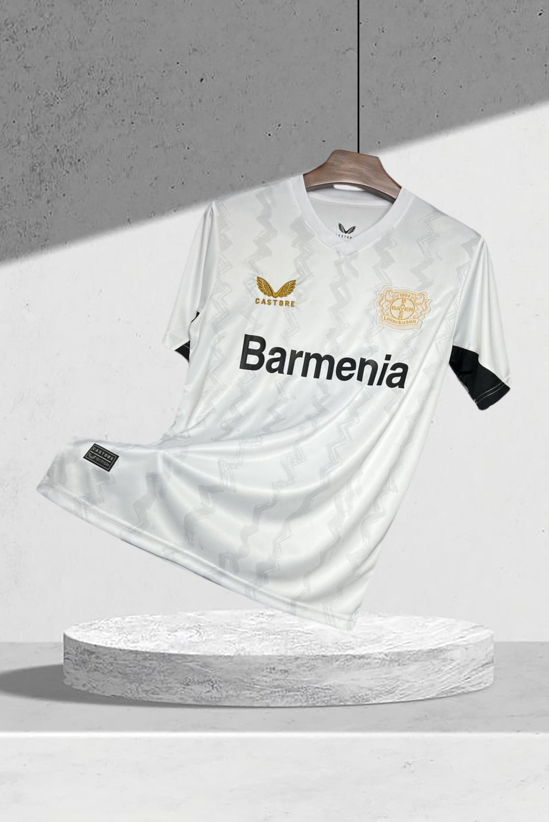 Bayer 04 Leverkusen 2024–2025 Auswärtstrikot