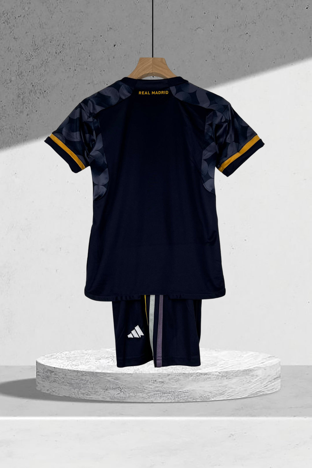 Real Madrid 2023–2024 Auswärtstrikot für Kinder